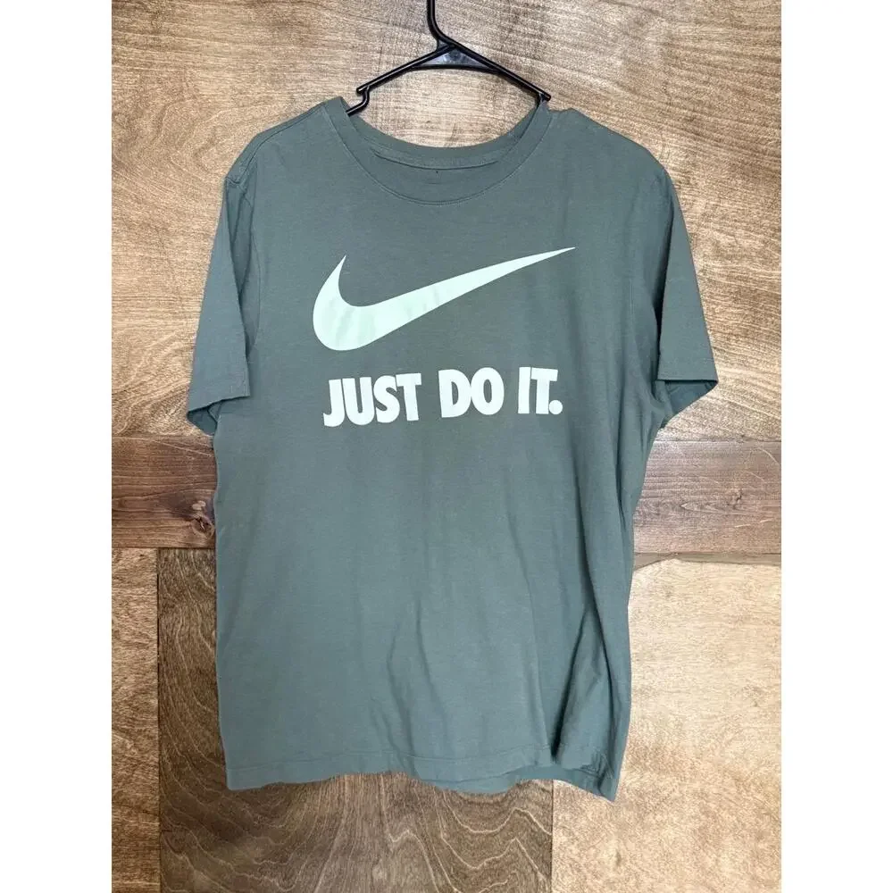 Nike‎ Olive Green Nike Logo Just Do It Short Sleeve Crew Neck T Shirt Medium